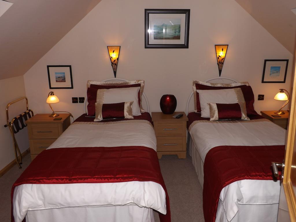 Castleview Bed & Breakfast Dufftown Ngoại thất bức ảnh