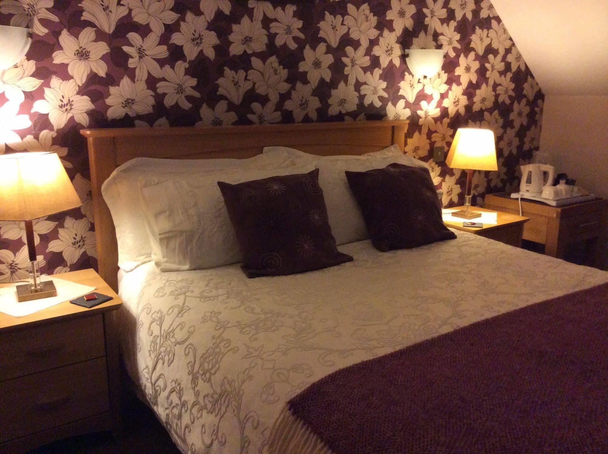 Castleview Bed & Breakfast Dufftown Ngoại thất bức ảnh